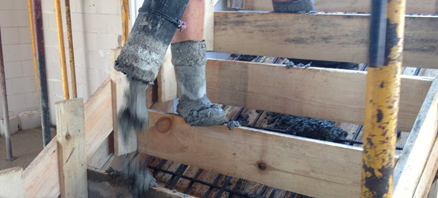 Concrete pump Heywood